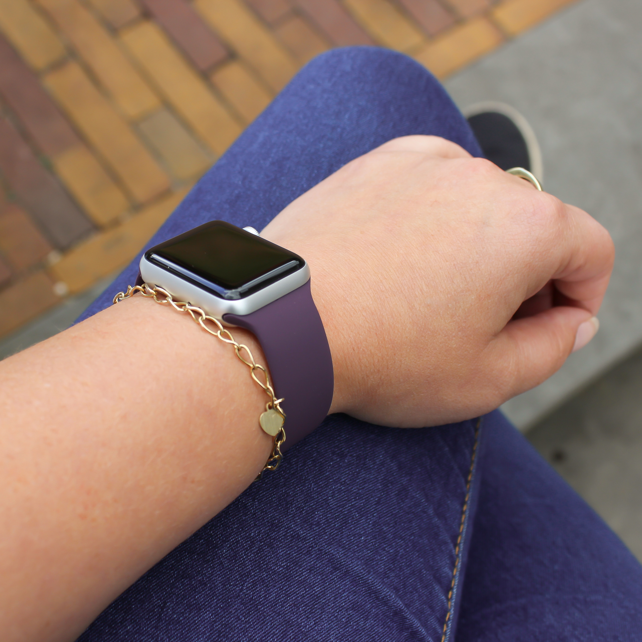 Cinturino sport solo loop per Apple Watch - ciliegia scura