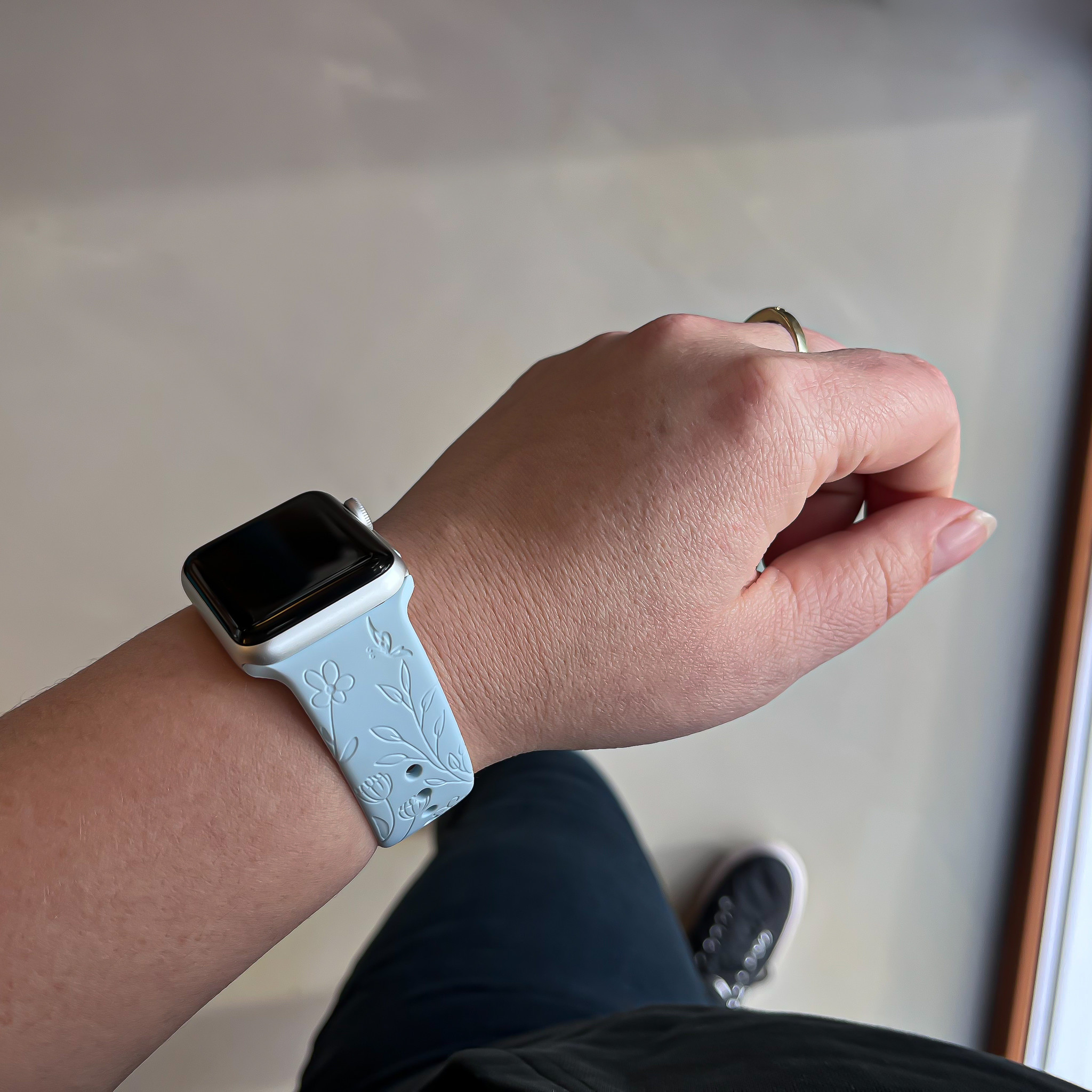 Cinturino sport con stampa per Apple Watch - blu floreale