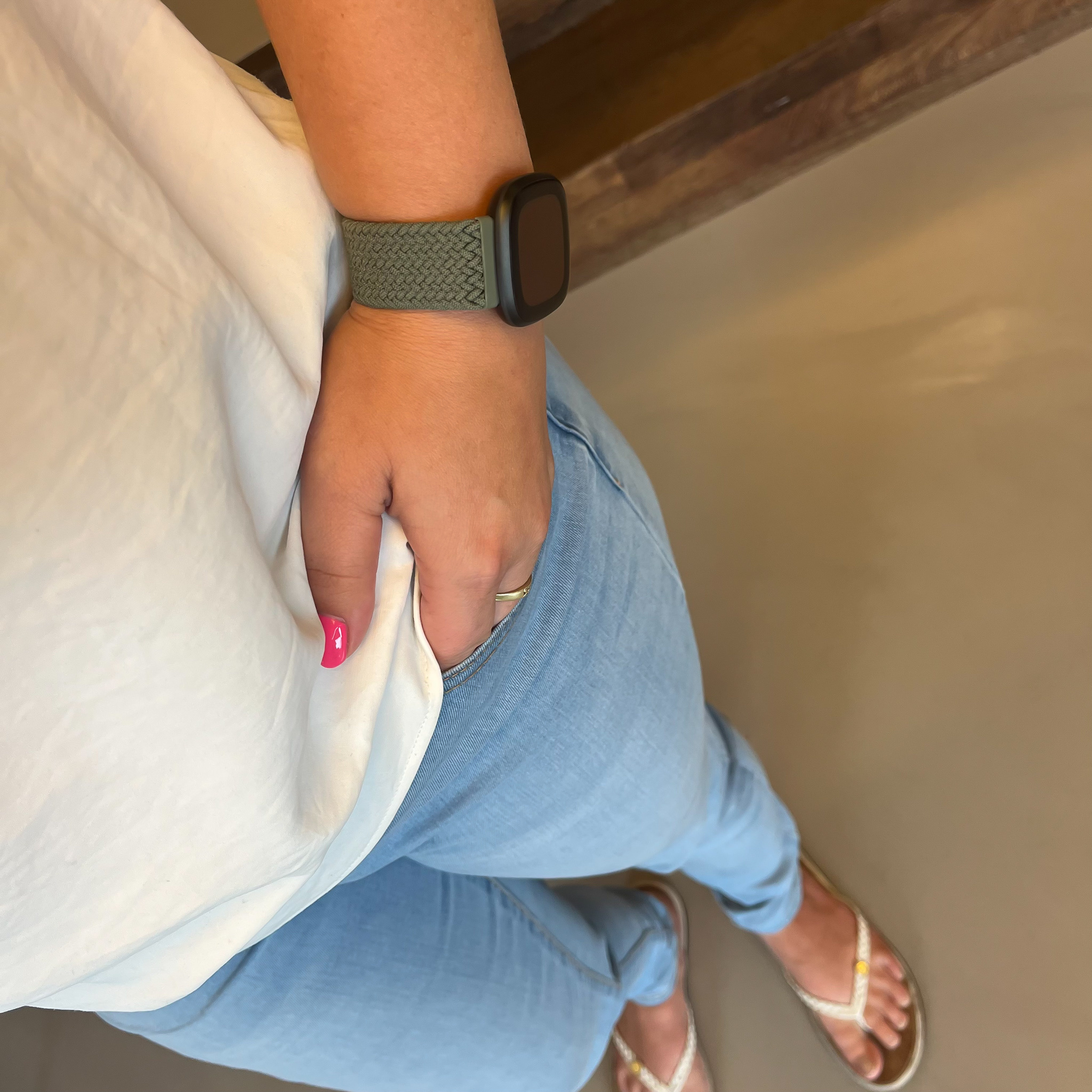 Cinturino Solo intrecciato in nylon per Fitbit Versa 3 / Sense - verde inverness
