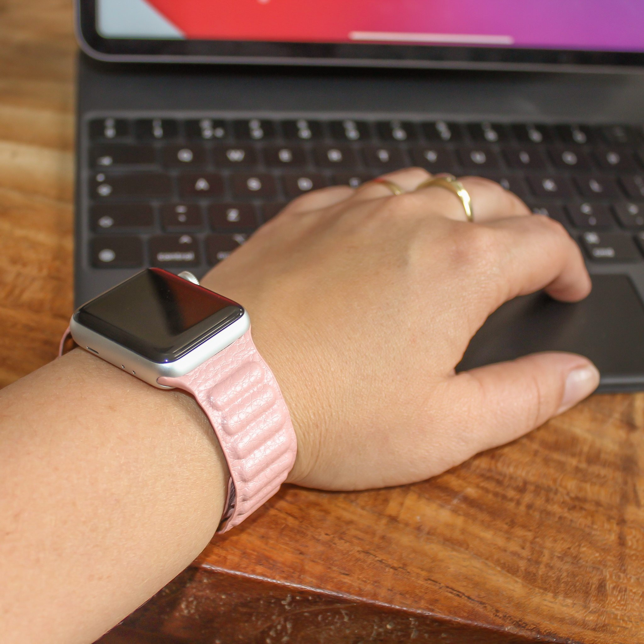 Cinturino singolo in pelle per Apple Watch - rosa
