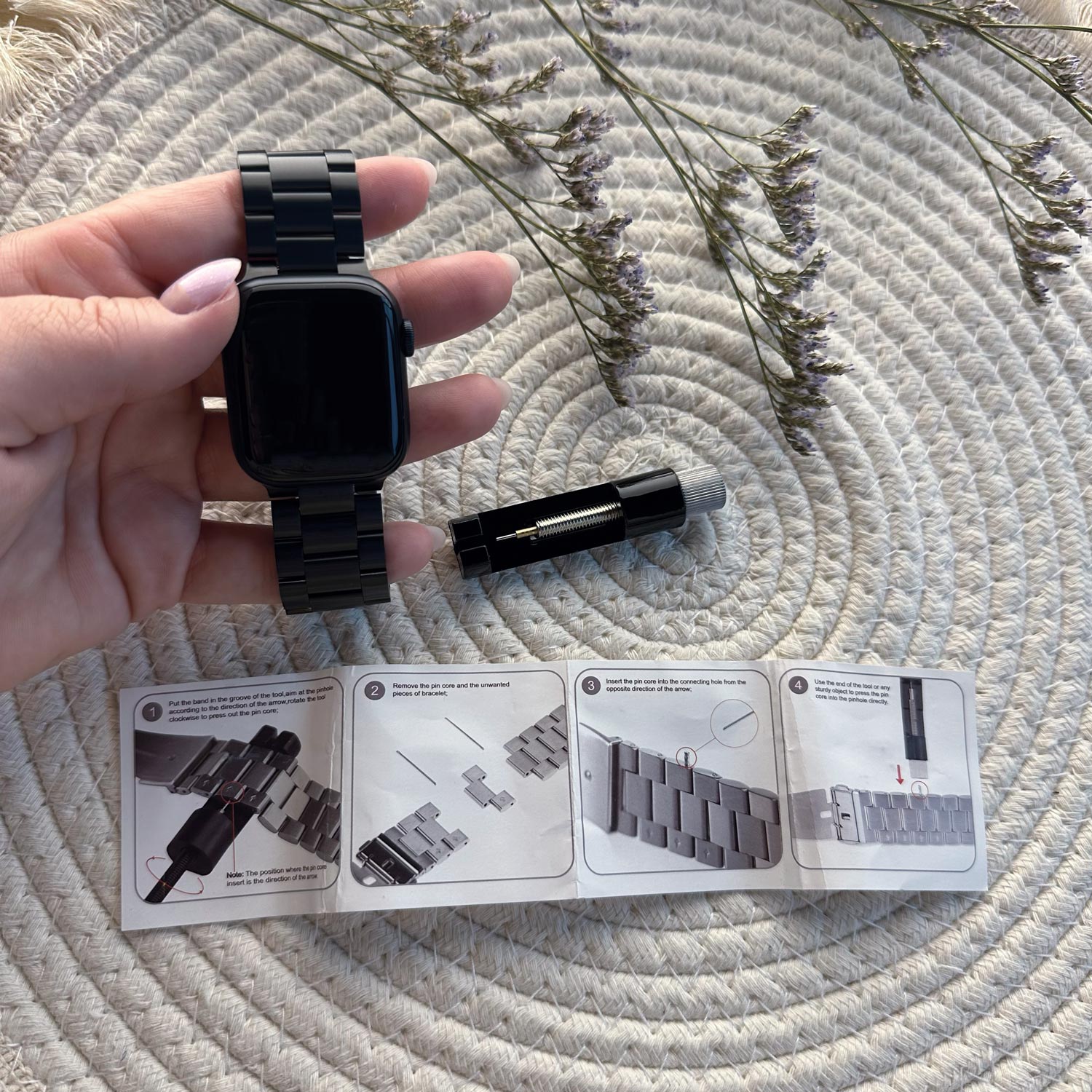 Cinturino a maglie in acciaio con perline per Apple Watch - nero