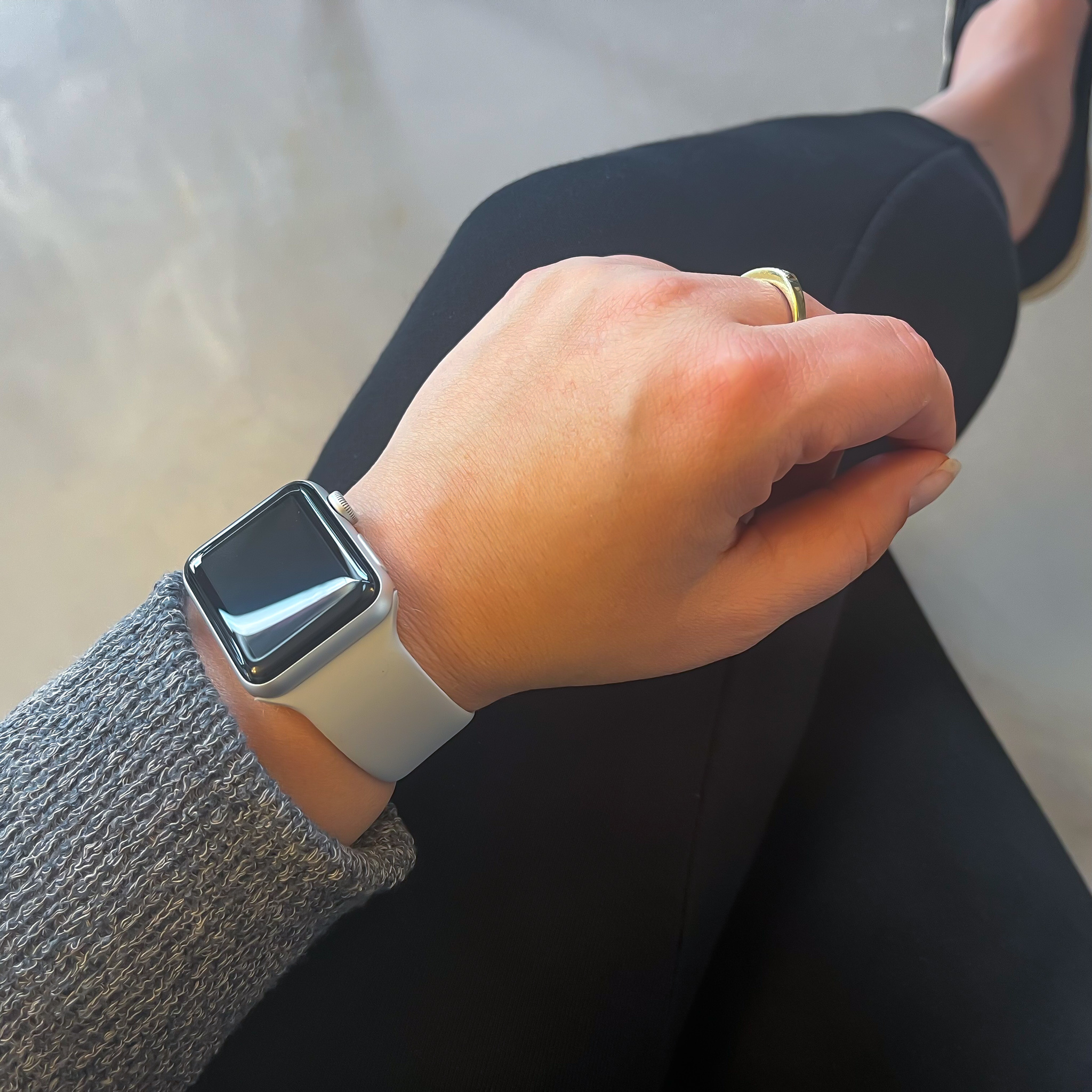 Cinturino sport solo loop per Apple Watch - grigio