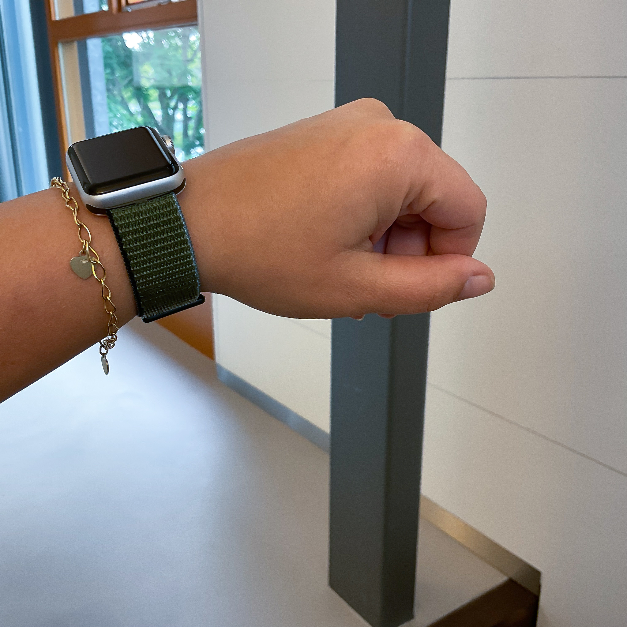 Cinturino nylon sport loop per Apple Watch - verde inverness