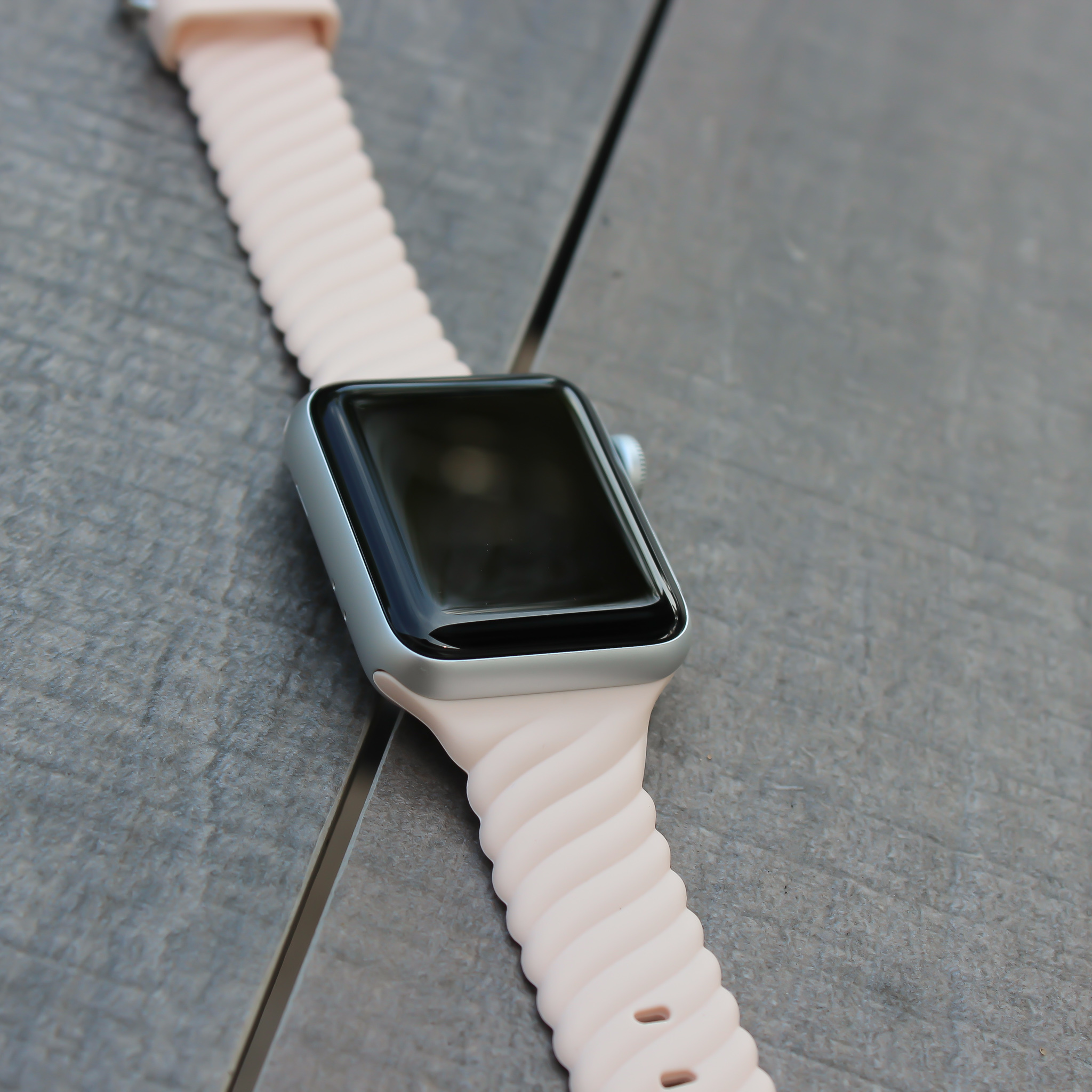 Cinturino sport swirl per Apple Watch - sabbia rosa