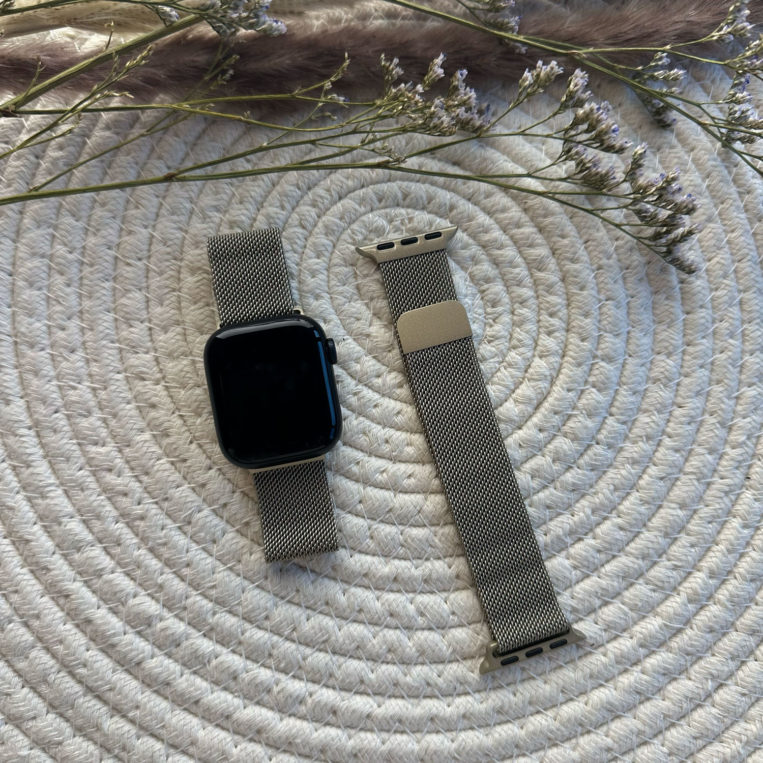 Cinturino loop in maglia milanese per Apple Watch - champagne