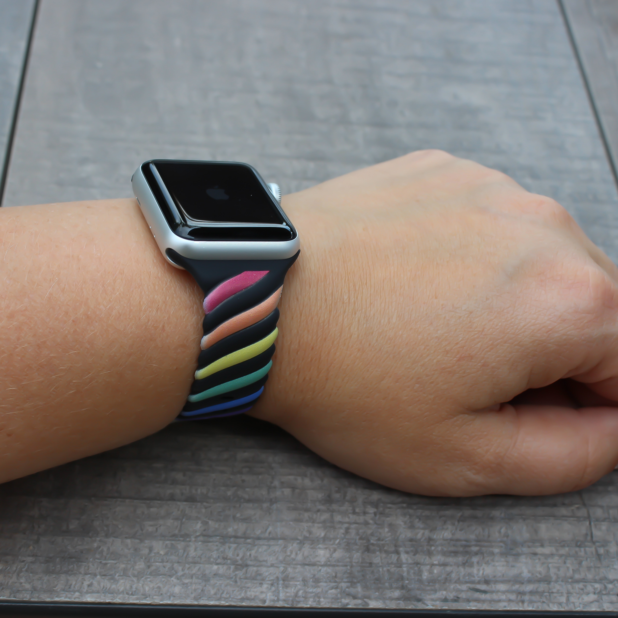 Cinturino sport swirl per Apple Watch - nero colorata