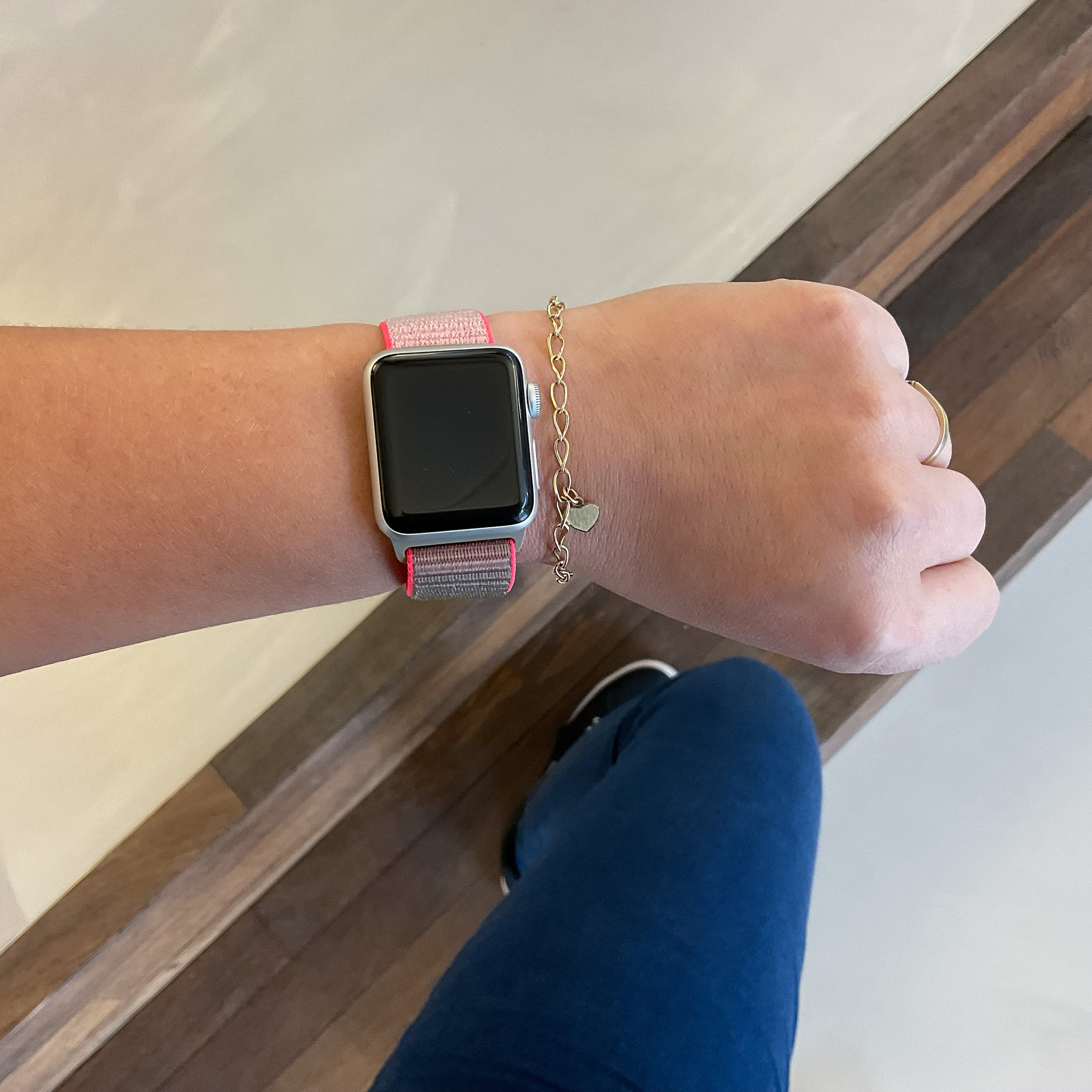Cinturino nylon sport loop per Apple Watch - rosa neon